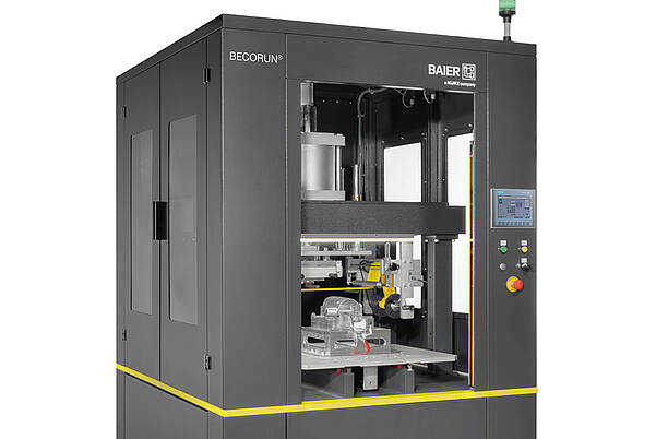 Hot-stamping machine for surface finishing by the KURZ Group